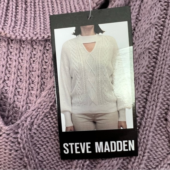 Steve Madden Womens Pullover Knit Sweater Sz Small Cut-out Neck Elderberry Color - Picture 7 of 12